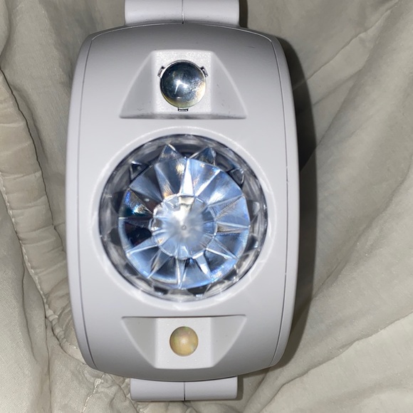 GALAXY PROJECTOR - Picture 3 of 4